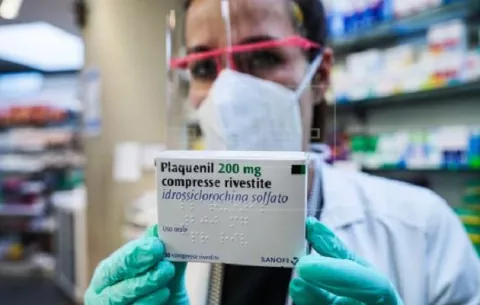 Internistas advierten que la hidroxicloroquina y el dióxido de cloro no tienen impacto sobre la COVID-19