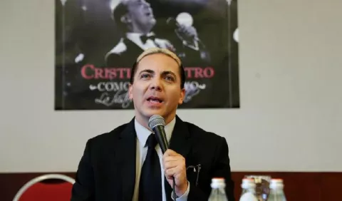 Cristian Castro dio un concierto virtual lleno de nostalgia
