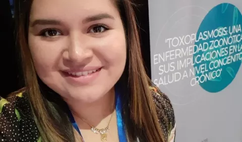 Panameña realiza entrenamiento en biología celular en la Universidad de Tennessee 