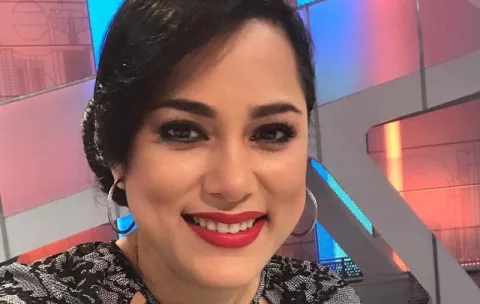 Se están haciendo pasar por la periodista Delia Muñoz por Whatsapp