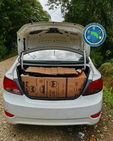 Autoridades costarricenses decomisan licor en Coto Brus proveniente de Panamá