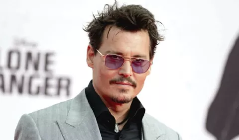 Johnny Depp pide aplazar las audiencias de la demanda contra su exesposa Amber Heard