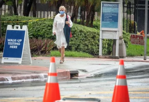 Coctel de fármacos contra la COVID-19 es probado con éxito en un hospital de Florida