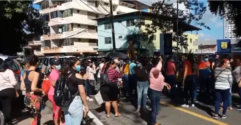 Mujeres exigen bono solidario en la Junta Comunal de San Francisco