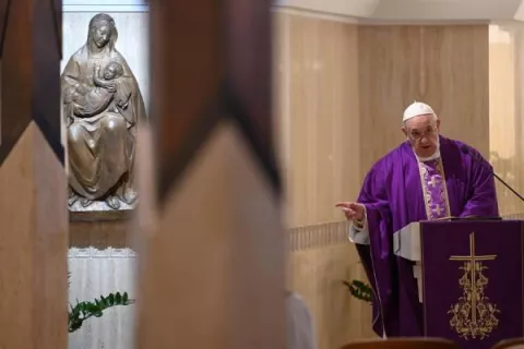 El papa Francisco pide que la vacuna contra el coronavirus sea universal