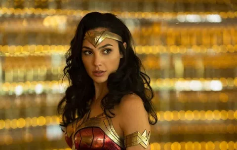 'Wonder Woman: 1984' se estrenará en Navidad