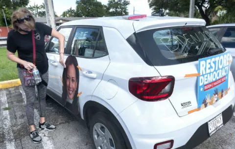 Joe Biden vota por anticipado en EE.UU. y pide apostar por "un camino diferente"