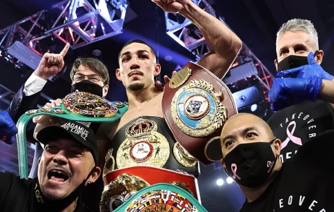 ¿Sorpresa? Teofimo López le gana por decisión unánime a  Vasiliy Lomachenko en Las Vegas