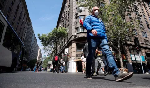 La economía chilena cae 11.3% en agosto, por la pandemia 
