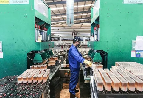 La actividad industrial china se desacelera ligeramente en octubre