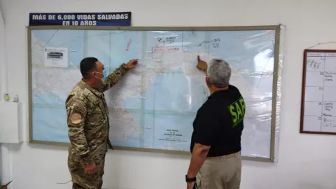 Inician los operativos de búsqueda de los cinco colonenses perdidos desde el sábado en el mar