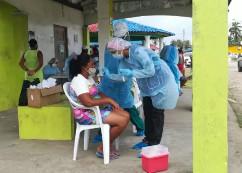 Bajan casos de la COVID-19 en Colón, mientras sigue labor de desinfección en corregimientos  