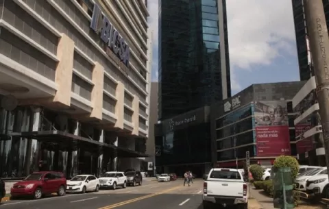 Consumidores deberán contactar a sus bancos para acreditar la extensión de la moratoria 