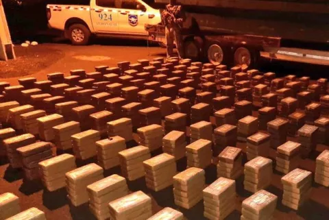 Senan decomisa 910 paquetes de droga, que estaban dentro de una lancha, en la provincia de Los Santos