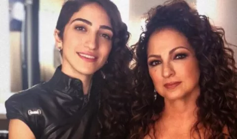  Emily Estefan confesó cómo fue su experiencia al salir del clóset