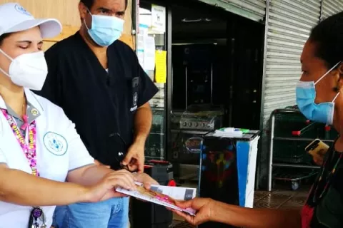 Refuerzan aplicación de pruebas de hisopado y hacen docencia en La Chorrera