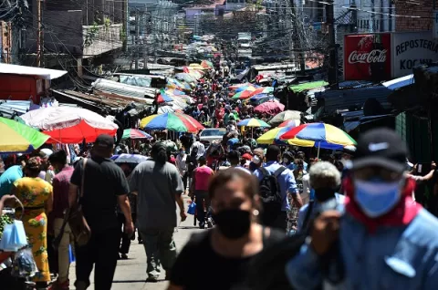 Economía de Honduras cae un 10%