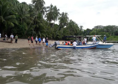 Dos hombres con heridas de consideración tras duelo a machetazos en Isla Leones, distrito de Montijo