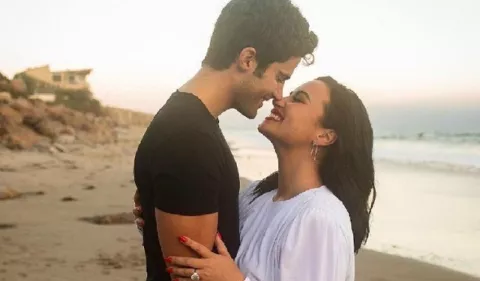 Max Ehrich acusa a Demi Lovato de usar la ruptura como publicidad 