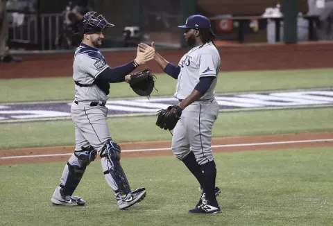 Rays de Tampa empatan la Serie Mundial a los Dodgers