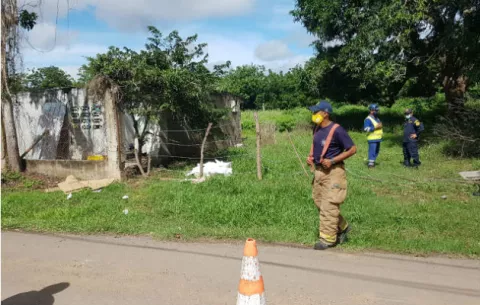 Pescador muere electrocutado en Chitré cuando intentaba poner luz en su casa