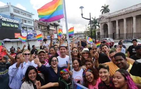 Comunidad LGBT de Panamá recibe con gratitud las palabras del papa Francisco