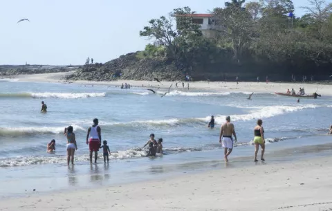 Minsa evalúa las posibles alternativas para la reapertura de las playas