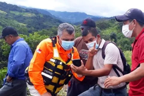 Más de 2,400 personas se encuentran en 32 albergues oficiales