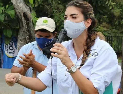 Planifican reunión para resolver el problema de los buhoneros en las inmediaciones del hospital AquilinoTejeira