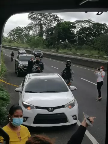 Ataque con arma de fuego deja un hombre herido en la autopista Panamá-Colón