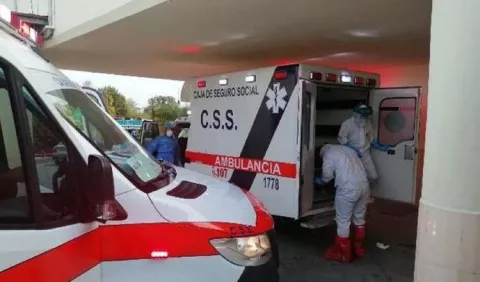 Médicos y la Caja de Seguro Social buscan una solución a falta de insumos 