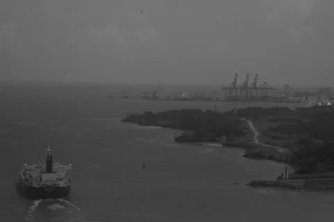 Cambio climático, sobrecalentamiento marino y destrucción