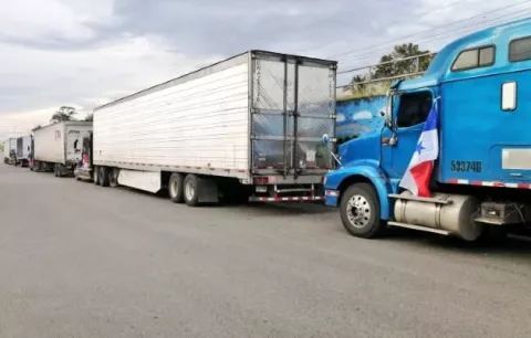 Cierran vía hacia Bocas del Toro por nuevos deslizamientos causados por las lluvias