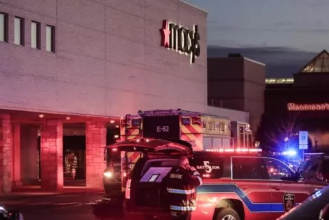 Tiroteo en un centro comercial en Wisconsin deja varios heridos