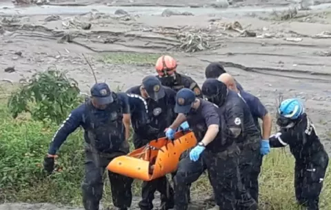 Aumenta  a seis el número de personas fallecidas por las inundaciones en Chiriquí