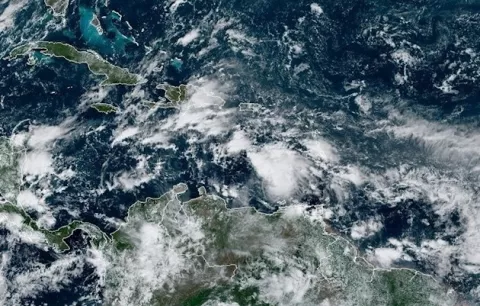 Eta será huracán esta noche horas antes de llegar a Nicaragua y Honduras