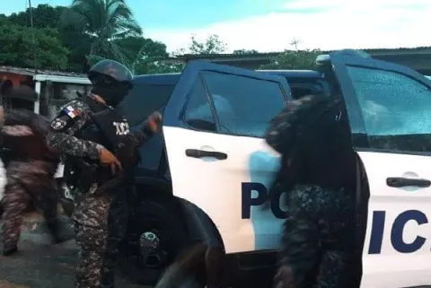 Asesinan de nueve disparos a joven de 21 años en La Victoria provincia de Colón, se convierte en la víctima 84 por violencia este año