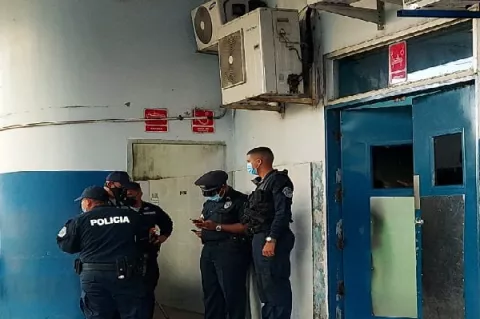 Sicarios tratan de acabar con joven de 15 años en el hospital Manuel Amador Guerrero