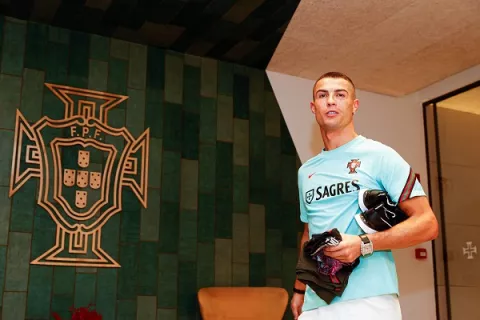 Cristiano Ronaldo, apto para destronar la marca de goles del  iraní Alí Daei
