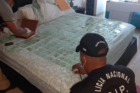 Policía Nacional y el Ministerio Público desarticulan red de  asiáticos dedicada  a la comercialización de documentos fraudulentos