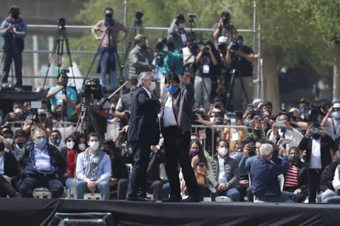 Evo Morales regresa a Bolivia un año después con un masivo recibimiento