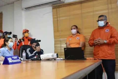 Labores de rescate continúan este domingo, mientras se mantiene bandera roja  para las provincias de Chiriquí, Veraguas y Bocas del Toro