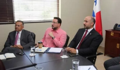 Jorge Barakat y Gerardo Varela, vinculados a empresas con concesión en la AMP