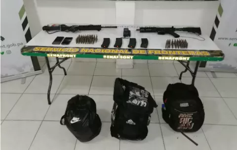 Senafront incauta fusiles de guerra en campamento ubicado en la comarca Guna Yala