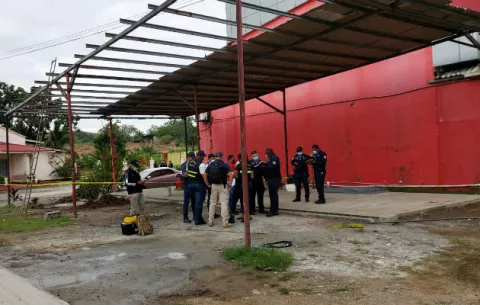 Sicarios matan a un hombre en un taller en el corregimiento de Cativá 