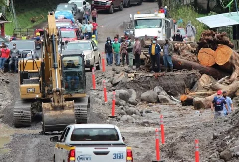 Muertos por el huracán Eta en Panamá ascienden a 19