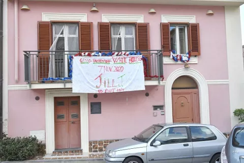 Invitan a la primera dama Jill Biden a visitar el pueblo italiano de su abuelo