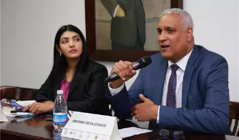 Ministerio Público de Kenia Porcell debió advertir el posible conflicto de intereses de Jerónimo Mejía en la Corte  y su firma de abogados