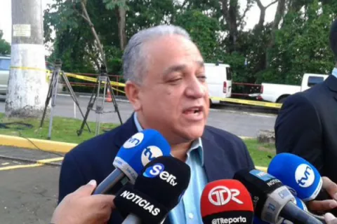 Luis Eduardo Camacho pide al vicepresidente José Gabriel Carrizo que peleé limpio 