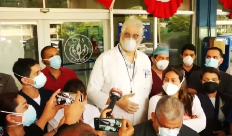 Médicos denuncian 'monumental' falta de insumos en la Caja de Seguro Social 